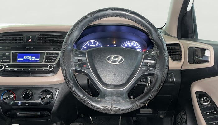 2015 Hyundai Elite i20 MAGNA 1.2, Petrol, Manual, 62,238 km, Steering Wheel Close Up