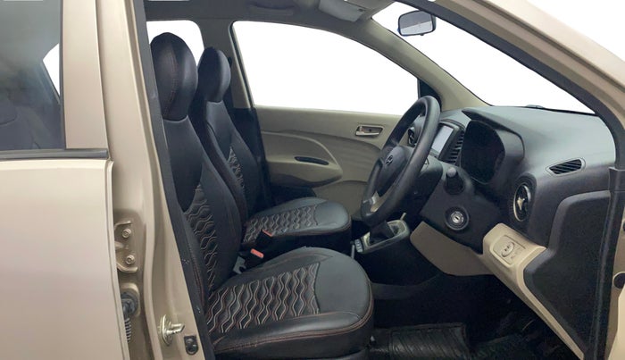 2019 Hyundai NEW SANTRO SPORTZ MT, Petrol, Manual, 33,896 km, Right Side Front Door Cabin