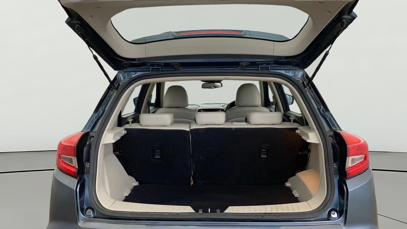 2019 Mahindra XUV300 W8 (O) 1.5 DIESEL AMT, Diesel, Automatic, 81,169 km, Boot Open Zoomed View
