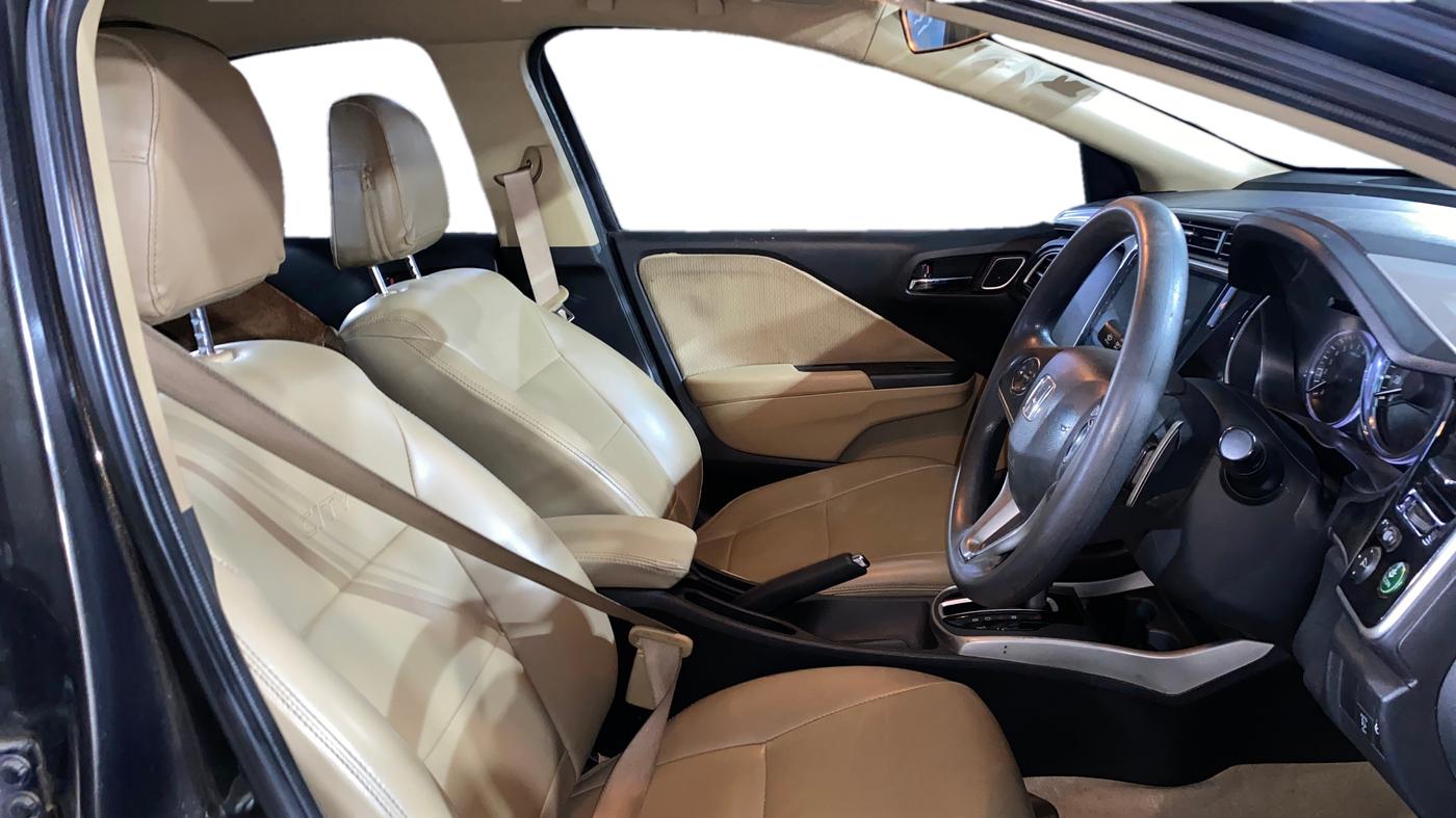 2018 Honda City 1.5L I-VTE V CVT, Petrol, Automatic, 45,146 km, Right Side Front Door Cabin