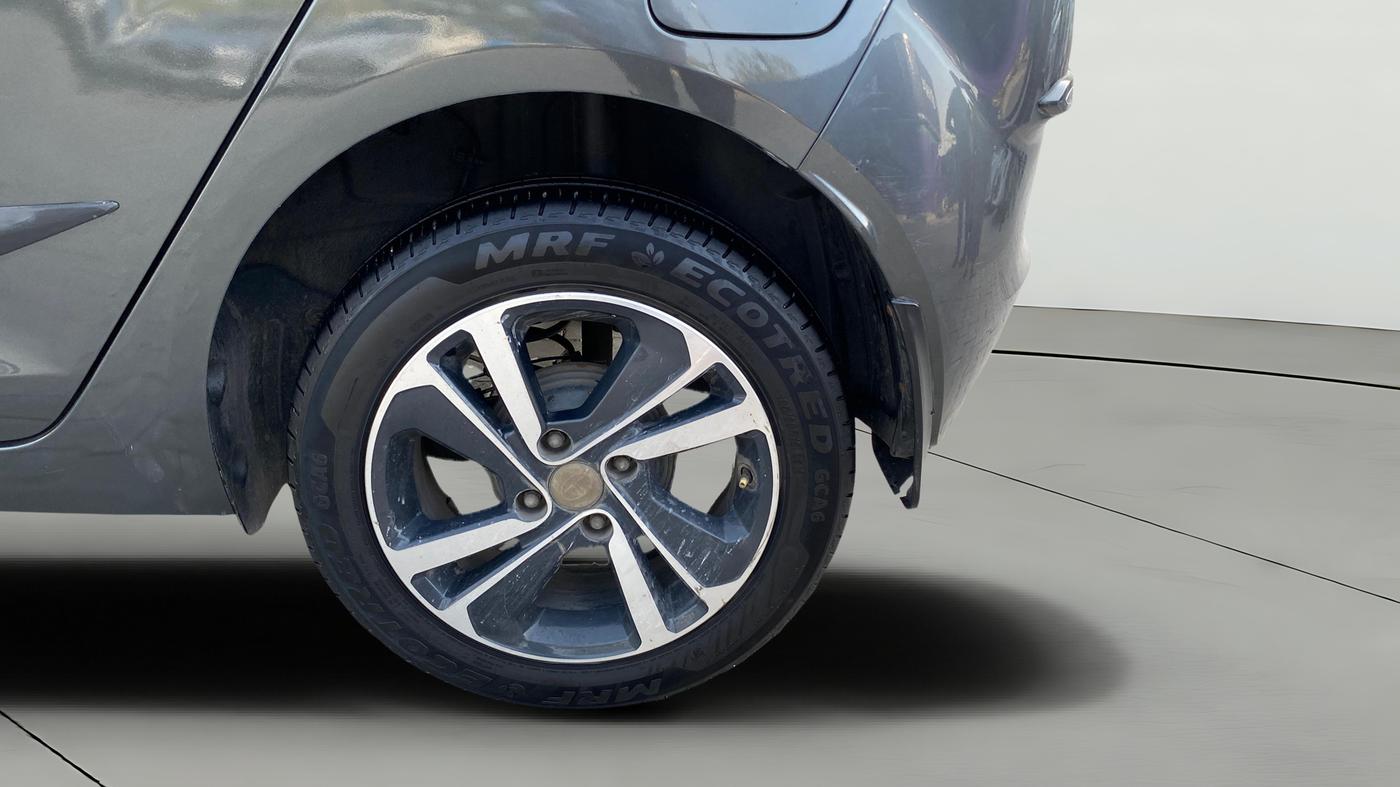 2023 Tata ALTROZ XZ PLUS DIESEL, Diesel, Manual, 57,608 km, Left Rear Wheel