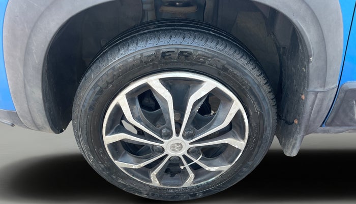 2021 Renault Kiger RXT MT, Petrol, Manual, 39,890 km, Left Front Wheel