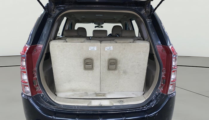 2017 Mahindra XUV500 W10 AT, Diesel, Automatic, 93,439 km, Boot Open Zoomed View