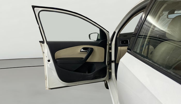 2018 Skoda Rapid STYLE 1.6 MPI AT, Petrol, Automatic, 68,232 km, LHS Front Door