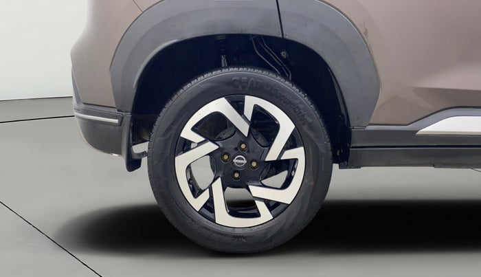 2021 Nissan MAGNITE XV MT, Petrol, Manual, 37,819 km, Right Rear Wheel