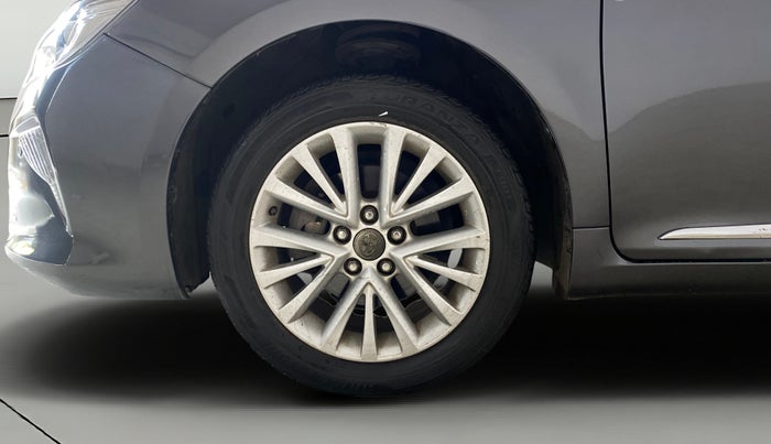 2016 Toyota Camry HYBRID, Hybrid, Automatic, 96,872 km, Left Front Wheel