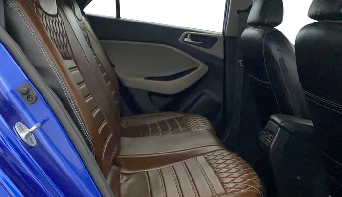 2015 Hyundai Elite i20 SPORTZ 1.2, Petrol, Manual, 51,700 km, Right Side Rear Door Cabin