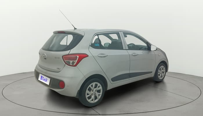 2017 Hyundai Grand i10 SPORTZ 1.2 KAPPA VTVT, Petrol, Manual, 23,635 km, Right Back Diagonal