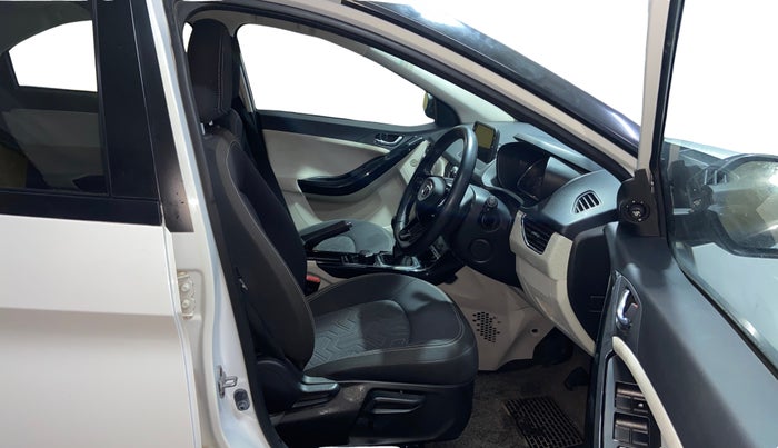 2023 Tata NEXON XZ PLUS PETROL SUNROOF, Petrol, Manual, 7,308 km, Right Side Front Door Cabin