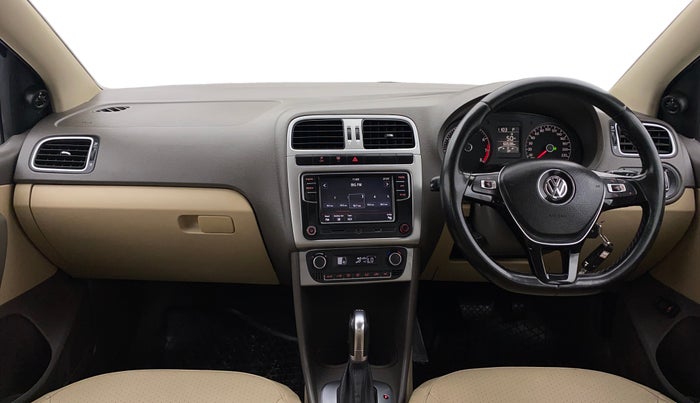 2017 Volkswagen Vento 1.2 TSI HIGHLINE PLUS AT, Petrol, Automatic, 60,533 km, Dashboard