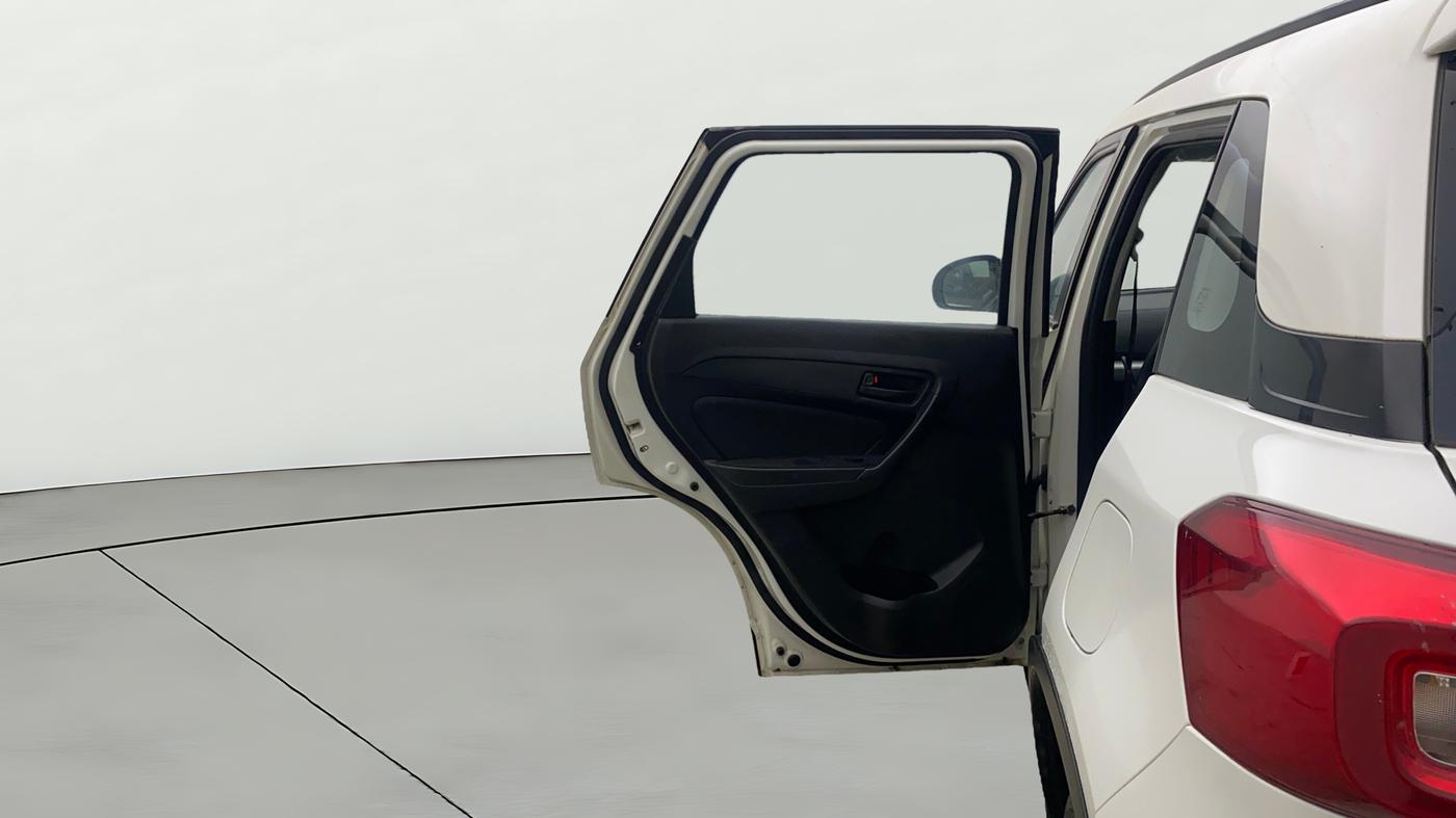 2022 Maruti Vitara Brezza VXI AT SHVS, Petrol, Automatic, 30,010 km, LHS Rear Door