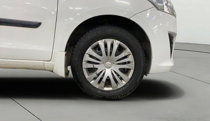 2014 Maruti Ertiga VDI, Diesel, Manual, 83,220 km, Right Front Wheel