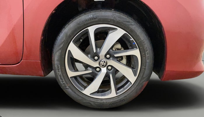 2022 Toyota Glanza V, Petrol, Manual, 46,976 km, Right Front Wheel