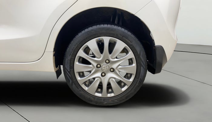 2016 Maruti Baleno ZETA PETROL 1.2, Petrol, Manual, 62,341 km, Left Rear Wheel