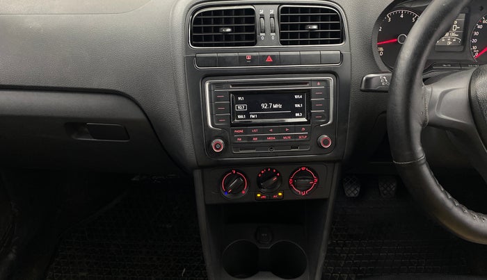 2016 Volkswagen Polo COMFORTLINE 1.2L, Petrol, Manual, 58,130 km, Air Conditioner