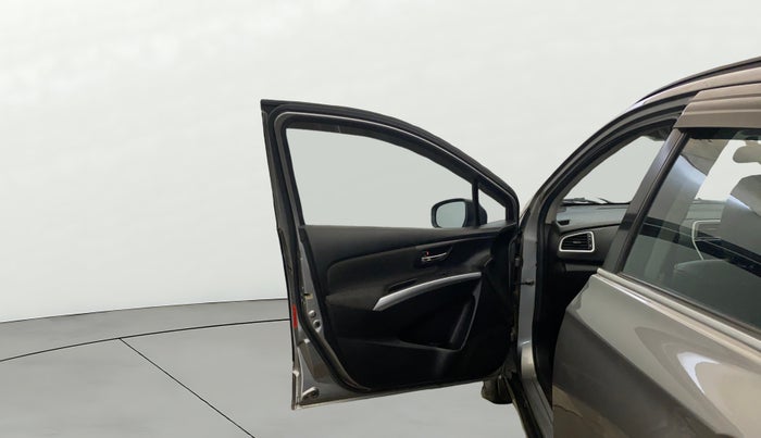 2020 Maruti S Cross ZETA 1.5, Petrol, Manual, 33,344 km, LHS Front Door