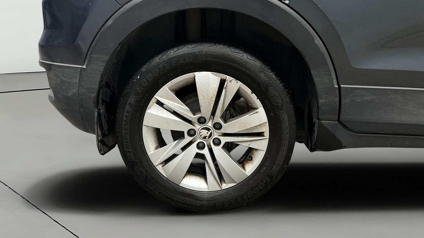 2021 Skoda KUSHAQ AMBITION 1.0L TSI MT, Petrol, Manual, 57,040 km, Right Rear Wheel
