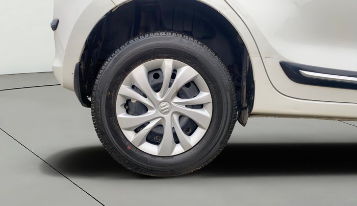2023 Maruti Swift VXI, Petrol, Manual, 24,704 km, Right Rear Wheel