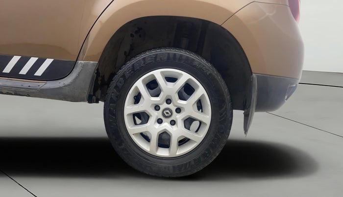 2017 Renault Duster RXL PETROL, Petrol, Manual, 47,171 km, Left Rear Wheel