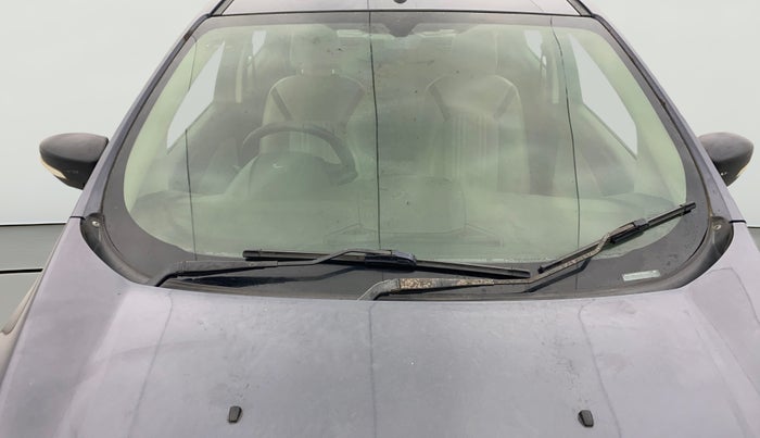 2013 Ford Ecosport AMBIENTE 1.5L DIESEL, Diesel, Manual, 1,39,659 km, Front Windshield