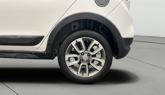 2017 Hyundai i20 Active 1.2 SX, Petrol, Manual, 71,920 km, Left Rear Wheel