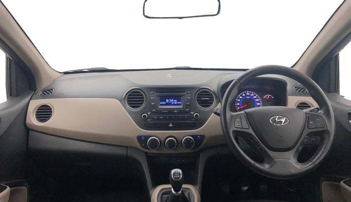 2015 Hyundai Grand i10 ASTA (O) 1.2 KAPPA VTVT, Petrol, Manual, 1,25,546 km, Dashboard