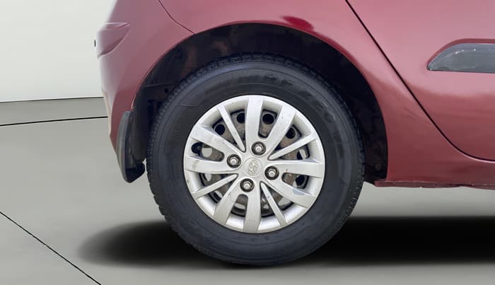 2014 Hyundai i10 SPORTZ 1.2, Petrol, Manual, 41,219 km, Right Rear Wheel