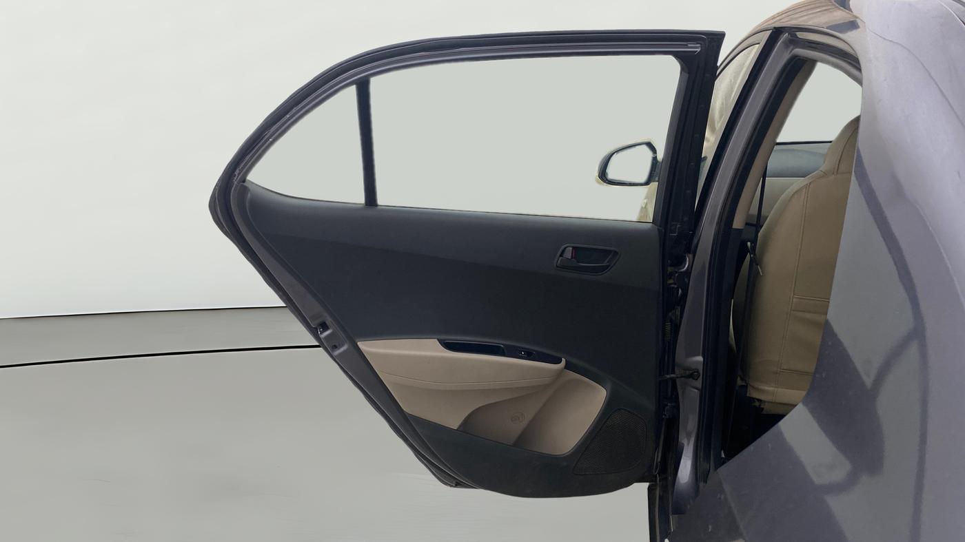 2018 Hyundai Xcent S 1.2, Petrol, Manual, 1,44,410 km, LHS Rear Door