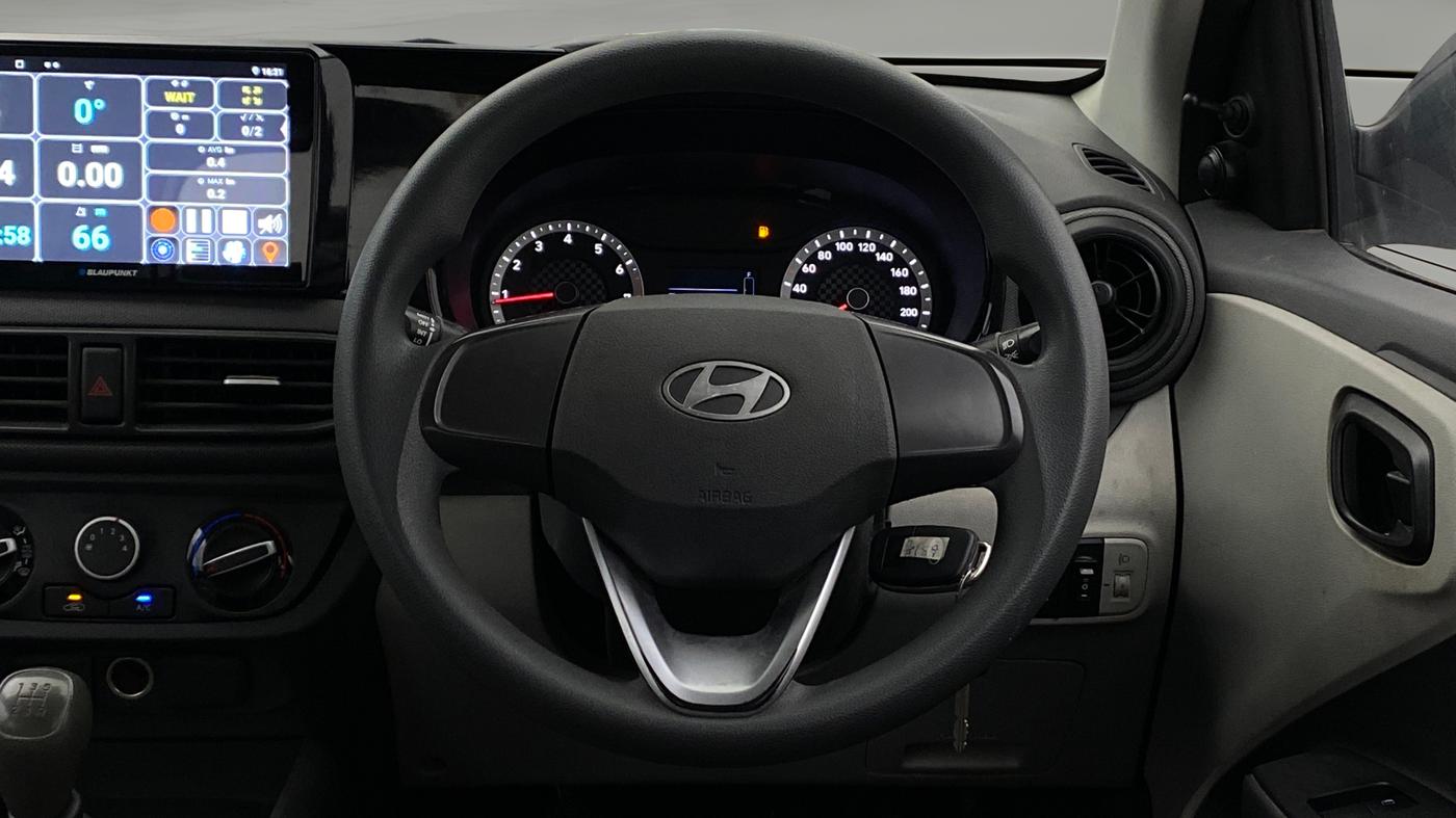 2023 Hyundai GRAND I10 NIOS ERA 1.2 KAPPA VTVT, Petrol, Manual, 38,584 km, Steering Wheel Close Up