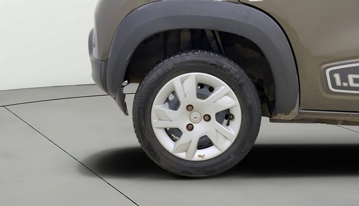 2020 Renault Kwid RXL 1.0 AMT, Petrol, Automatic, 31,777 km, Right Rear Wheel