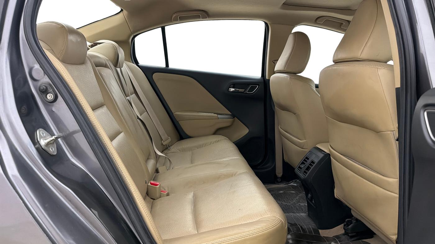 2017 Honda City 1.5L I-VTEC VX CVT, Petrol, Automatic, 62,248 km, Right Side Rear Door Cabin