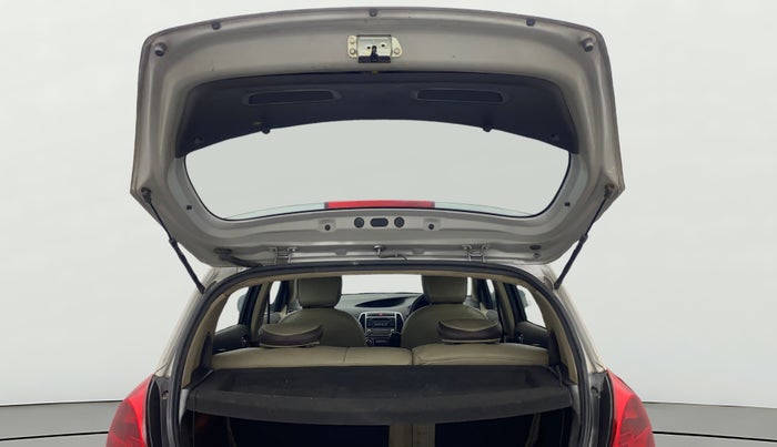 2014 Hyundai i20 ASTA 1.4 CRDI, Diesel, Manual, 72,867 km, Boot Door Open