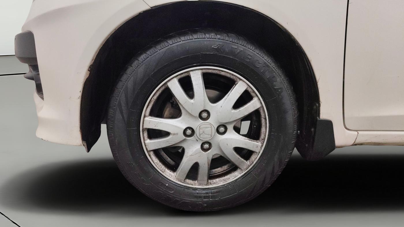 2015 Honda Brio VX AT, Petrol, Automatic, 52,466 km, Left Front Wheel