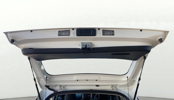 2023 KIA SONET HTX 1.0 IMT, Petrol, Manual, 19,847 km, Boot Door Open