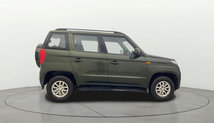 2017 Mahindra TUV300 T8, Diesel, Manual, 73,316 km, Right Side View