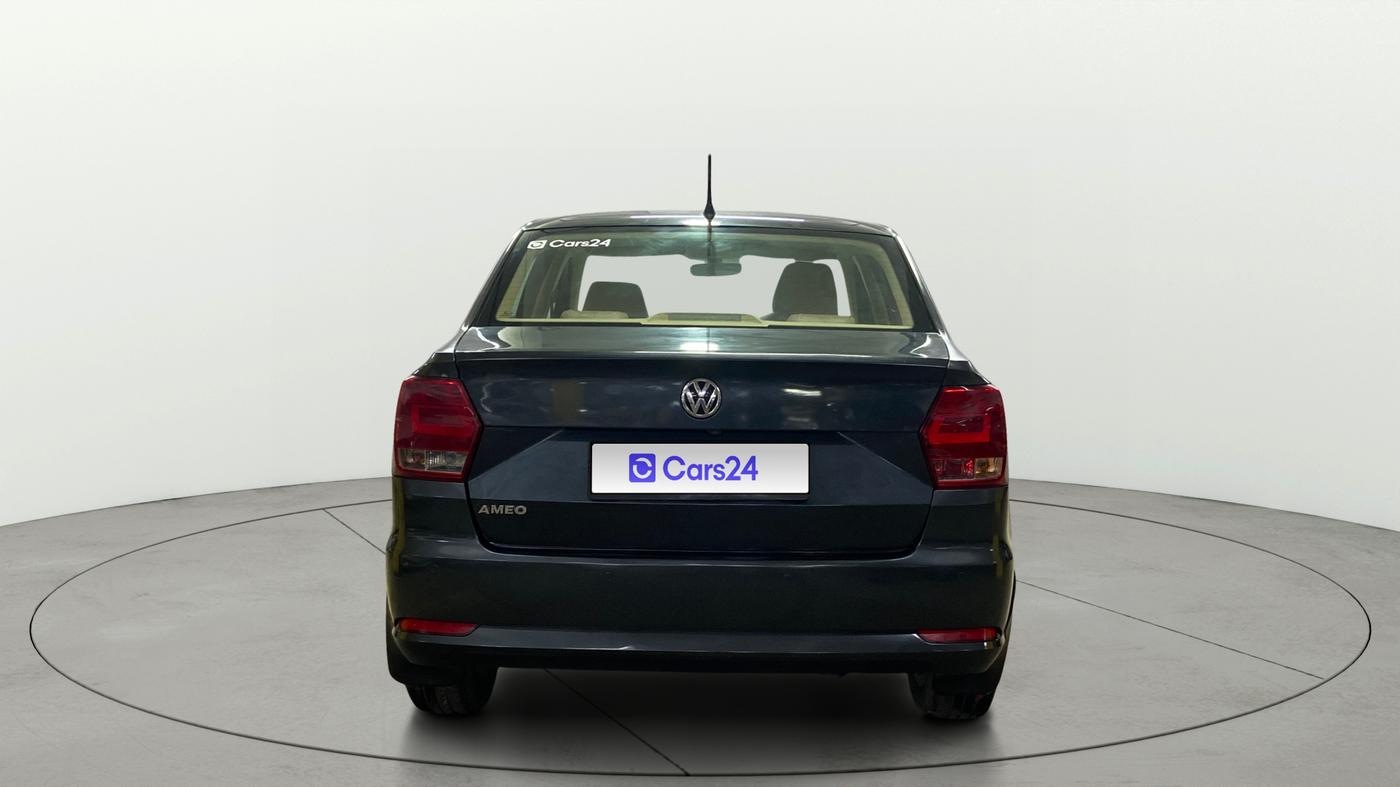 2017 Volkswagen Ameo HIGHLINE PLUS 1.5L 16 ALLOY, Diesel, Manual, 93,656 km, Back/Rear