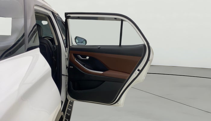 2021 Hyundai ALCAZAR 1.5 SIGNATURE MT 6STR, Diesel, Manual, 46,736 km, RHS Rear Door