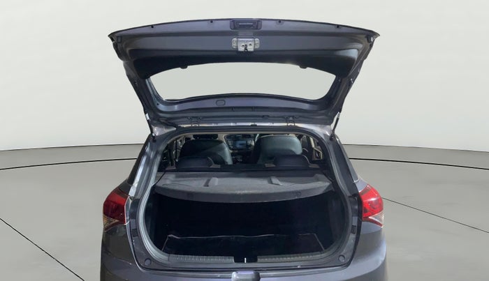 2017 Hyundai Elite i20 ASTA 1.2, Petrol, Manual, 22,932 km, Boot Door Open