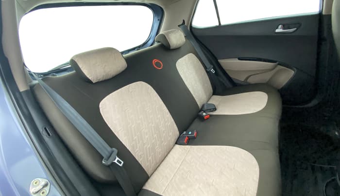 2014 Hyundai Grand i10 ASTA AT 1.2 KAPPA VTVT, Petrol, Automatic, 47,734 km, Right Side Rear Door Cabin