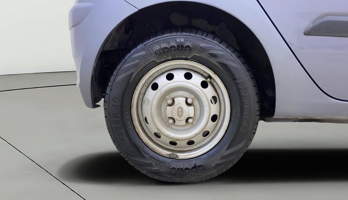 2014 Hyundai i10 MAGNA 1.1, Petrol, Manual, 28,722 km, Right Rear Wheel