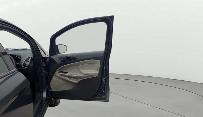 2014 Ford Ecosport AMBIENTE 1.5L DIESEL, Diesel, Manual, 1,06,811 km, RHS Front Door