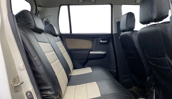 2015 Maruti Wagon R 1.0 LXI CNG, CNG, Manual, 78,270 km, Right Side Rear Door Cabin