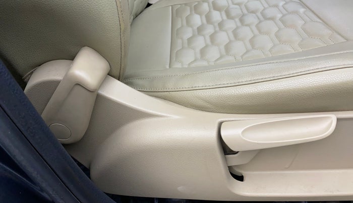 2019 Volkswagen Ameo HIGHLINE PLUS 1.5L AT 16 ALLOY, Diesel, Automatic, 59,455 km, Driver Side Adjustment Panel