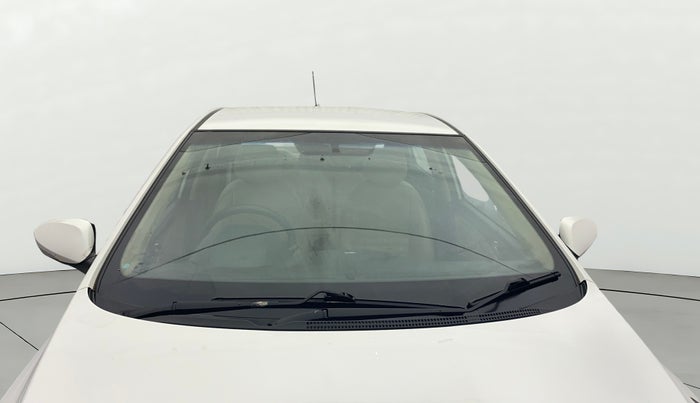 2014 Hyundai Verna FLUIDIC 1.6 VTVT EX, Petrol, Manual, 1,05,898 km, Front Windshield