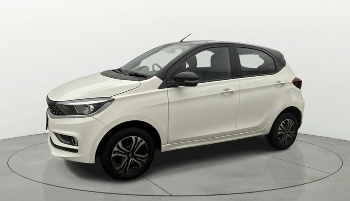 2022 Tata Tiago XZ PLUS CNG, CNG, Manual, 30,379 km, Left Front Diagonal