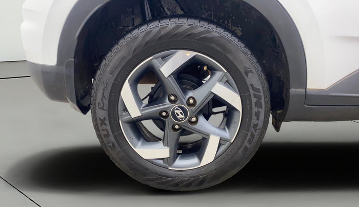 2019 Hyundai VENUE SX(O) 1.4 CRDI, Diesel, Manual, 1,27,192 km, Right Rear Wheel