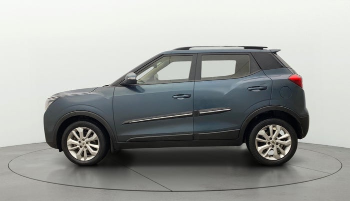 2021 Mahindra XUV300 W8 1.2 PETROL, Petrol, Manual, 52,390 km, Left Side
