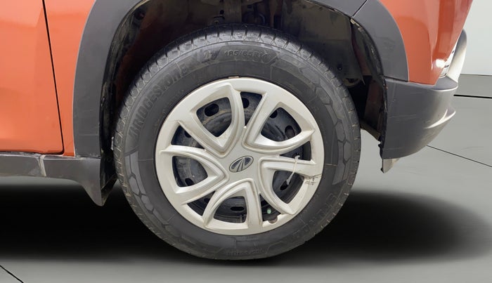 2016 Mahindra Kuv100 K4 D 6 STR, Diesel, Manual, 91,645 km, Right Front Wheel