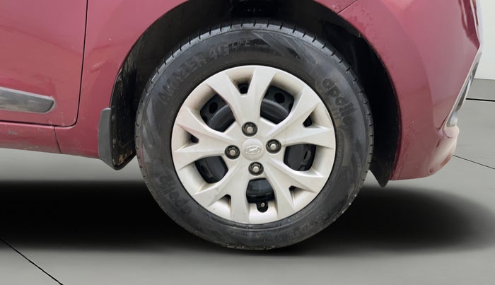 2014 Hyundai Grand i10 SPORTZ 1.2 KAPPA VTVT, Petrol, Manual, 86,481 km, Right Front Wheel