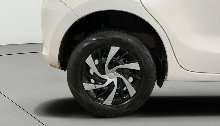 2024 Maruti Swift VXI, Petrol, Manual, 26,384 km, Right Rear Wheel